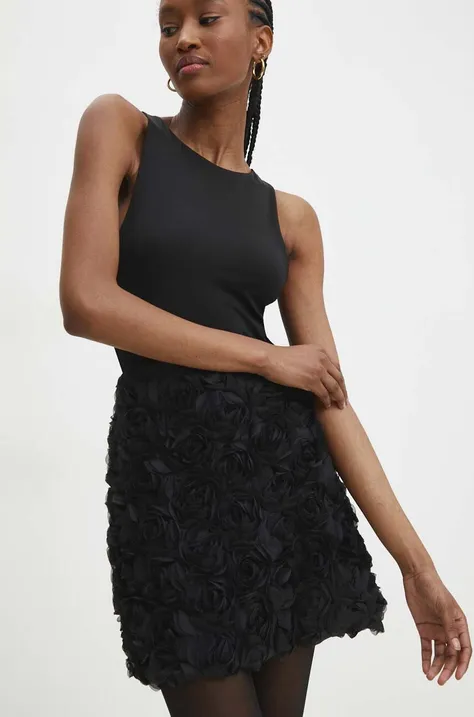 Suknja Answear Lab boja: crna, mini, ravna