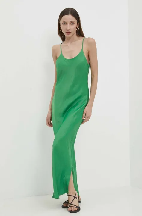 Платье Answear Lab цвет зелёный maxi расклешённая