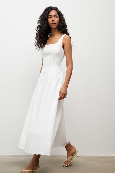 Answear.LAB sukienka kolor biały maxi rozkloszowana