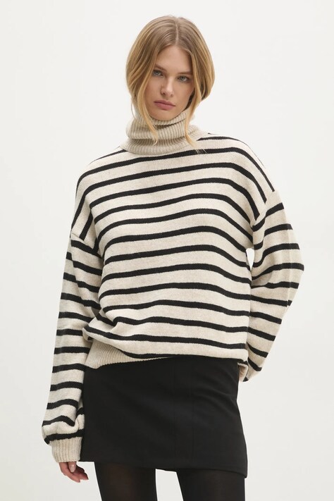 Пуловер Answear.LAB дамски в бежово с поло