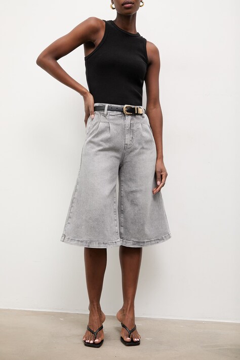 Traper kratke hlače Answear.LAB boja: siva, bez uzorka, visoki struk