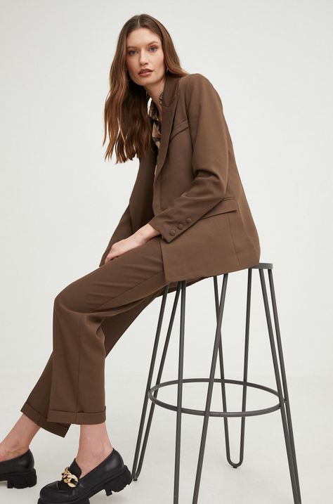 Комплект сако и панталон с вълна Answear Lab