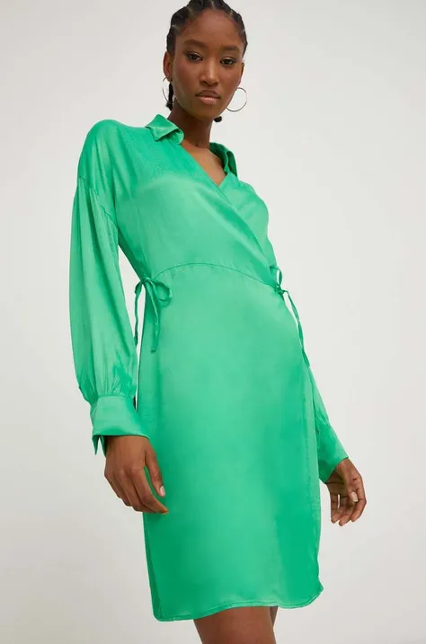 Haljina Answear Lab boja: zelena, mini, ravna