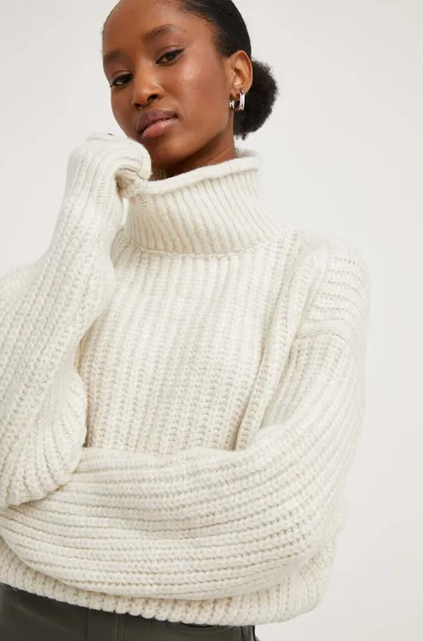 Пуловер Answear Lab дамски в бежово от топла материя с поло