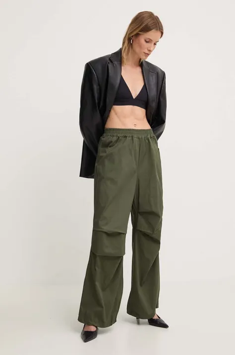 Nohavice Answear Lab dámske, zelená farba, rovné, vysoký pás