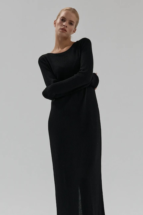 Muuv. rochie tricotată cu modal LUNN neagră simplă