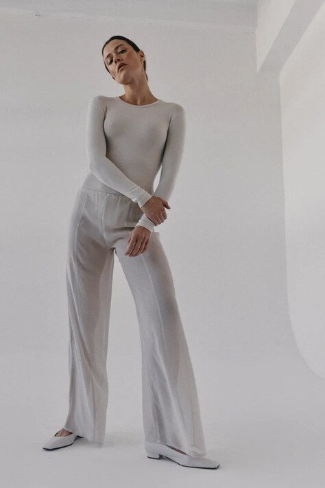 MUUV. spodnie OA damskie kolor beżowy proste high waist