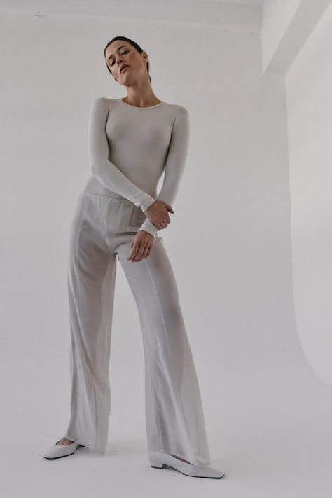 MUUV. spodnie OA damskie kolor beżowy proste high waist