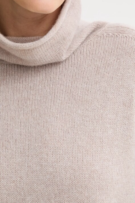Marc O'Polo sweter z dodatkiem wełny kolor beżowy z golfem 510609060267