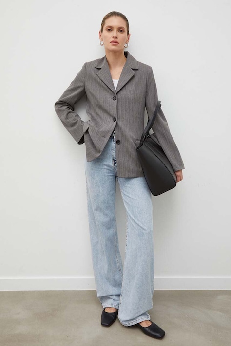 GRAY CHIC