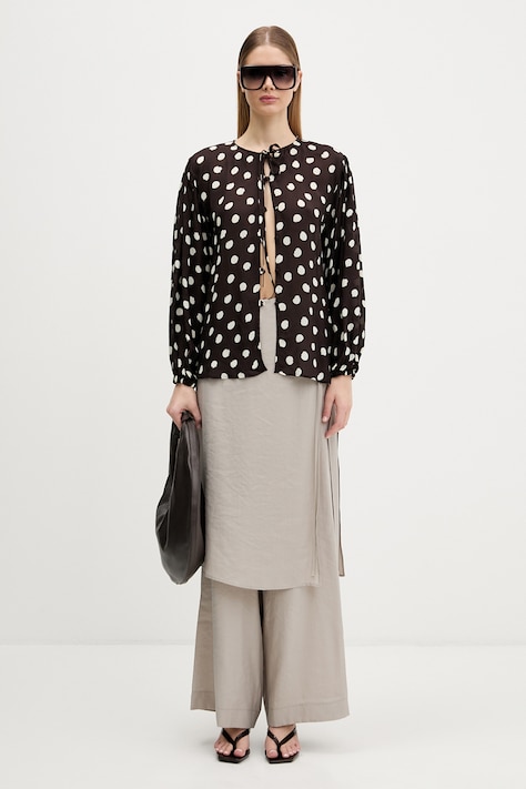 Dot Elegance
