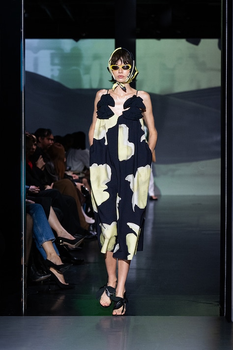 Floral Noir