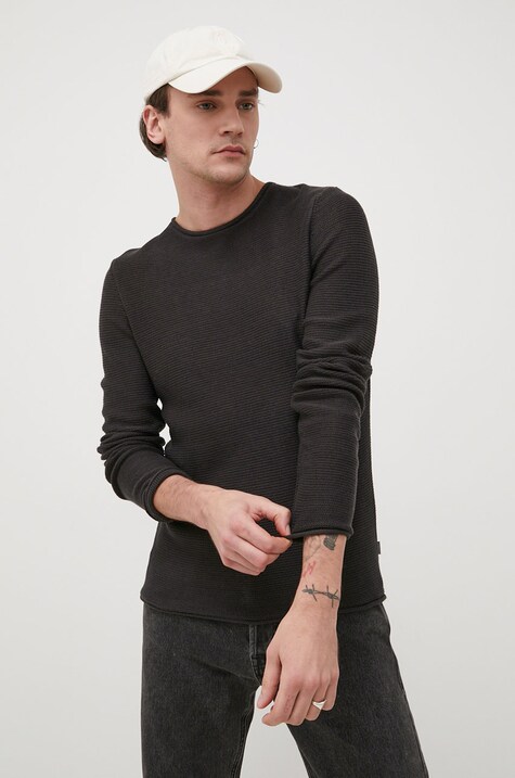 Solid sweter