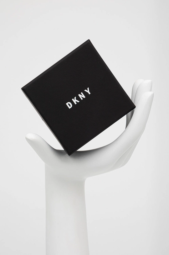 Dkny - Óra NY2812  Jelentős anyag: nemes acél, ásványi üveg