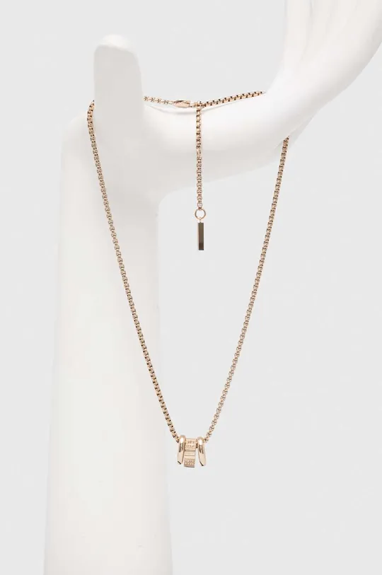 Ogrlica Calvin Klein zlatna