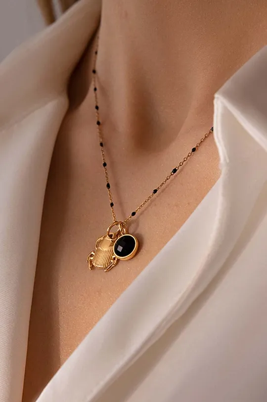 Pozlátený náhrdelník Lilou Skarabeusz zlatá