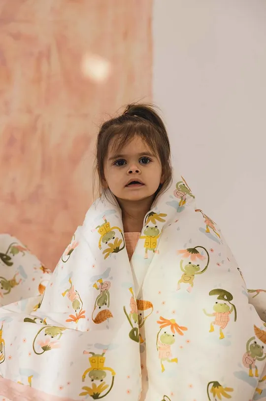 Μονωμένη παιδική κουβέρτα La Millou FROGS Κύριο υλικό: 100% Βαμβάκι Ένθετο: 100% Πολυεστέρας