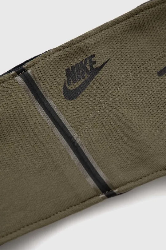 Čelenka Nike  100 % Polyester