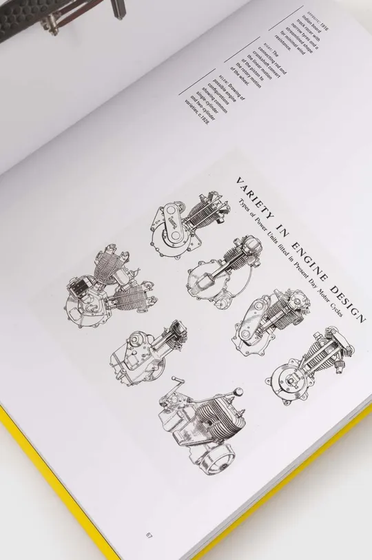 książka The Motorcycle by Charles M Falco, Ultan Guilfoyle, English multicolor