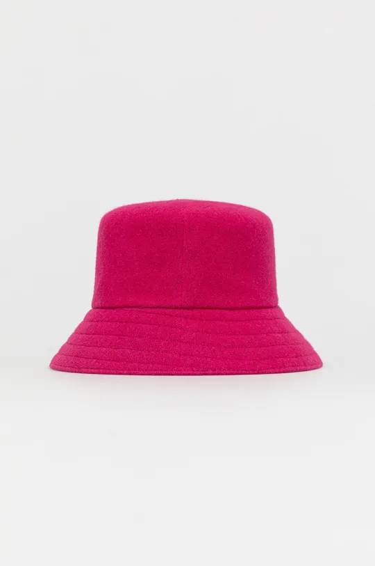 Kangol hat  Basic material: 70% Wool, 30% Modacrylic Tape: 100% Nylon