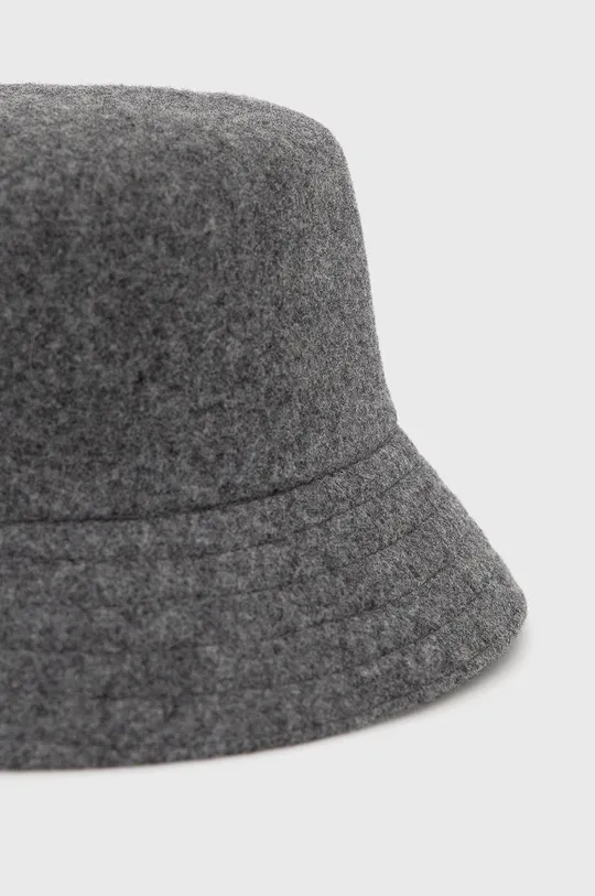 Вовняний капелюх Kangol  Основний матеріал: 30% Модакрил, 70% Вовна Інші матеріали: 100% Нейлон