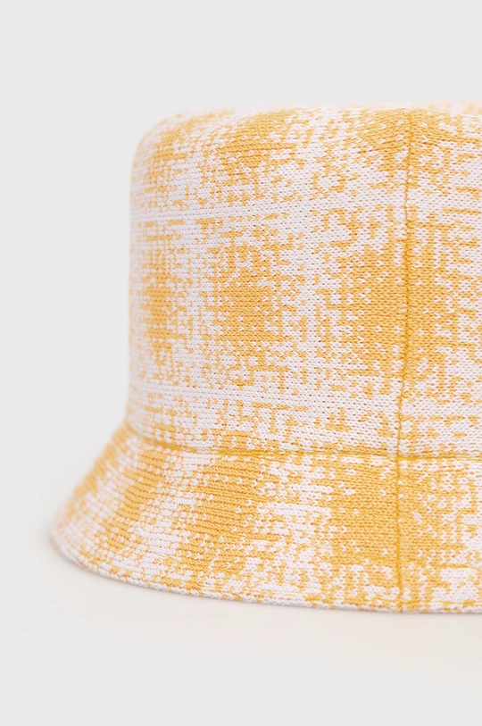 Klobúk Kangol  Základná látka: 63% Modacryl, 37% Polyester Iné látky: 100% Nylón