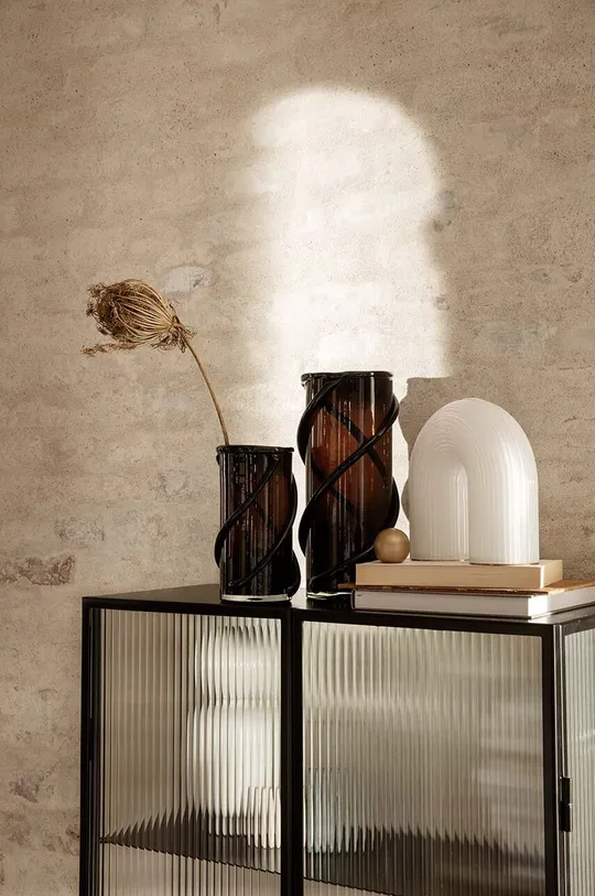 ferm LIVING dekor váza Entwine Vase S burgundia