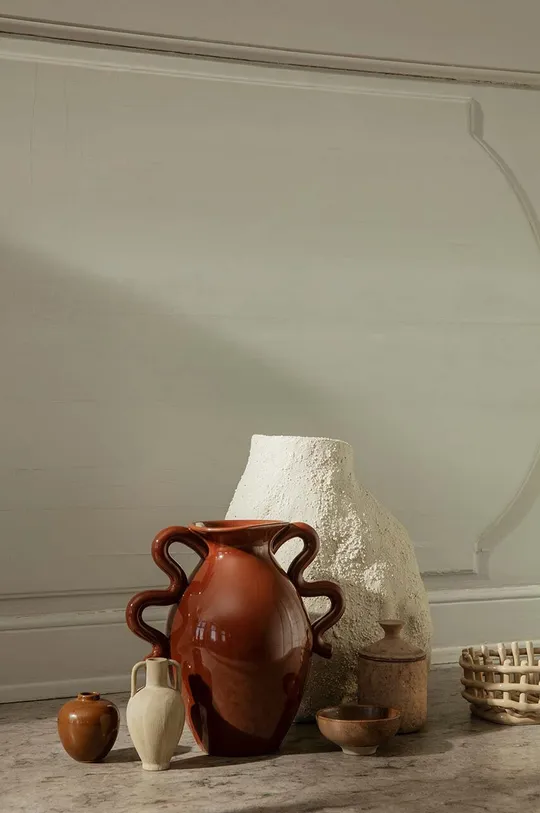 czerwony ferm LIVING wazon dekoracyjny Verso Table Vase