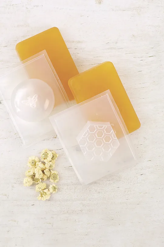 Graine Creative ένα σετ σαπουνιών DIY Honey Soaps πολύχρωμο