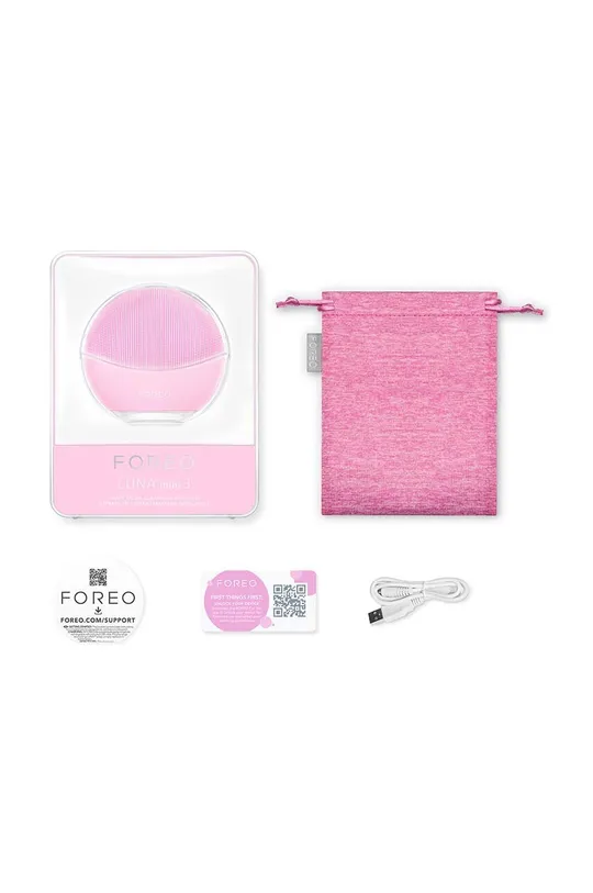 różowy FOREO szczoteczka masująca i czyszcząca skórę twarzy LUNA™ Mini 3