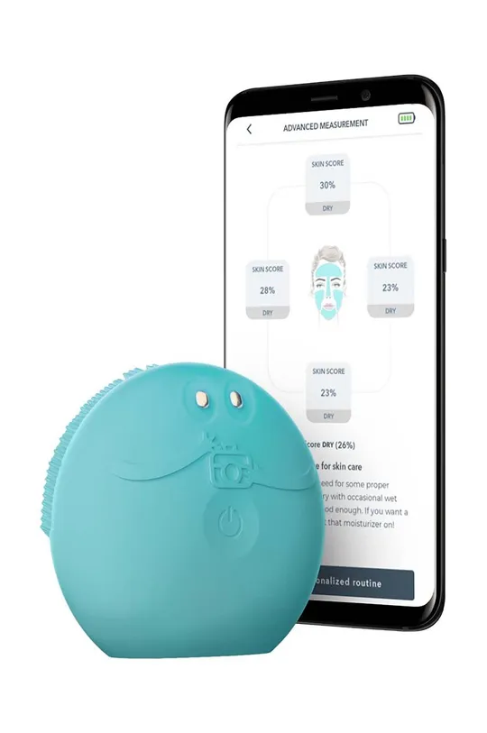 Μια συσκευή για έξυπνη ανάλυση και καθαρισμό του δέρματος του προσώπου FOREO LUNA™ Play Smart 2  Σιλικόνη