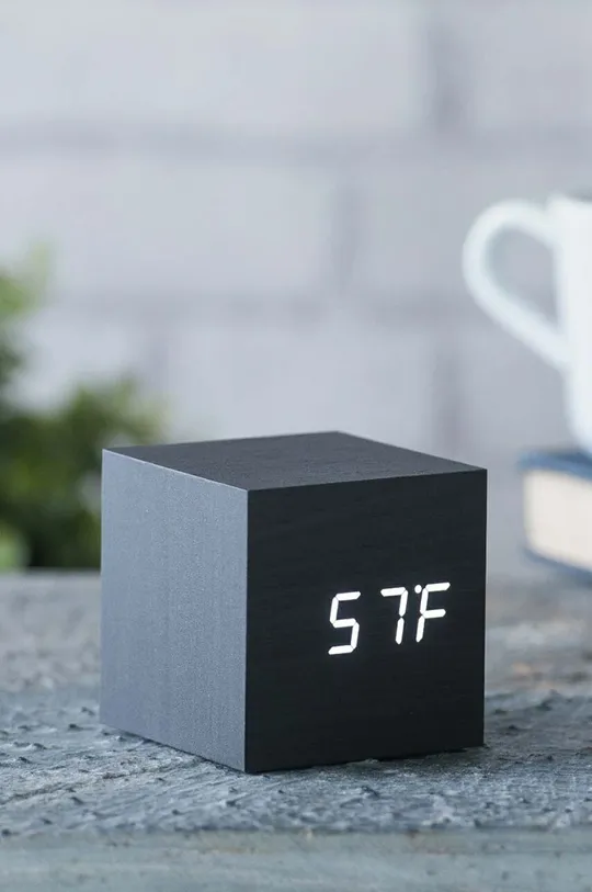 czarny Gingko Design zegar stołowy Cube Click Clock