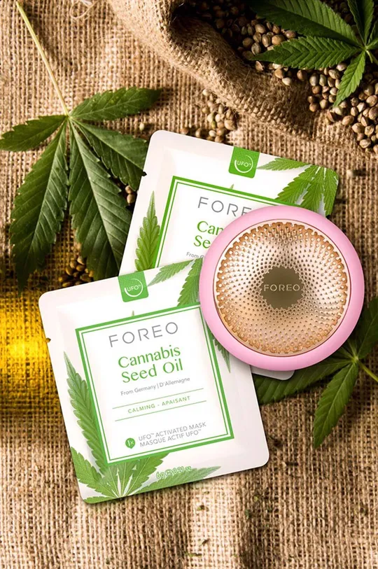 барвистий Активована маска для зняття запалення ufo FOREO Cannabis Seed Oil 6-pack