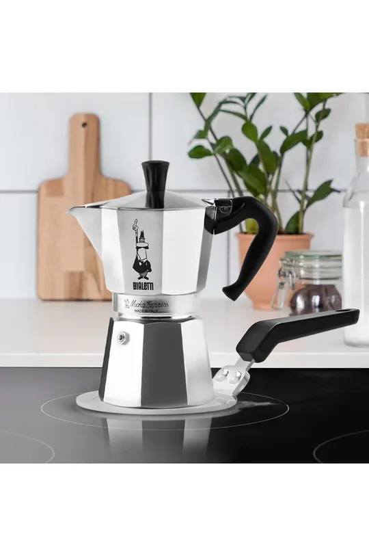 többszínű Bialetti adapter kávéfőzőgépekhez indukciós főzőlapokhoz