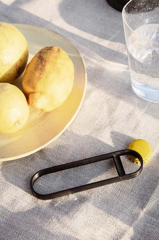 Odpirač za steklenice ferm LIVING Fein Bottle Opener črna