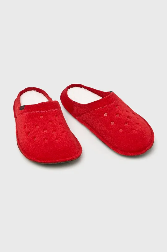 Crocs slippers red