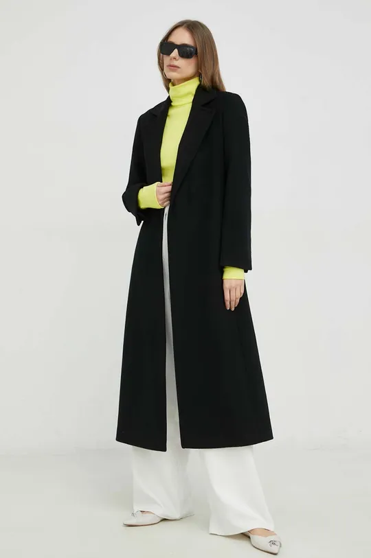 Vlnený kabát MAX&Co. čierna