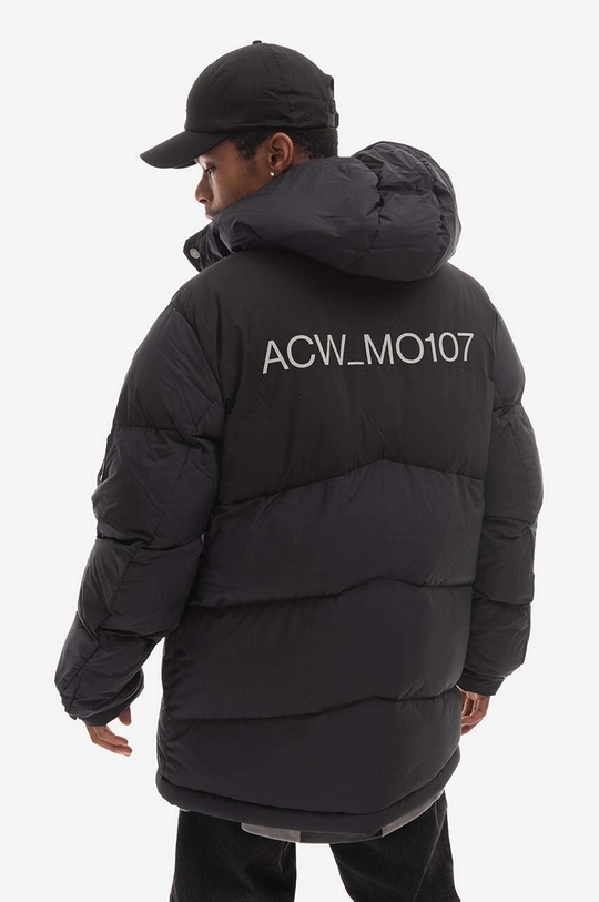 A-COLD-WALL* pehelydzseki Panelled Down Jacket Jelentős anyag: 100% poliészter Bélés: 100% poliészter Kitöltés: 90% pehely, 10% pehely