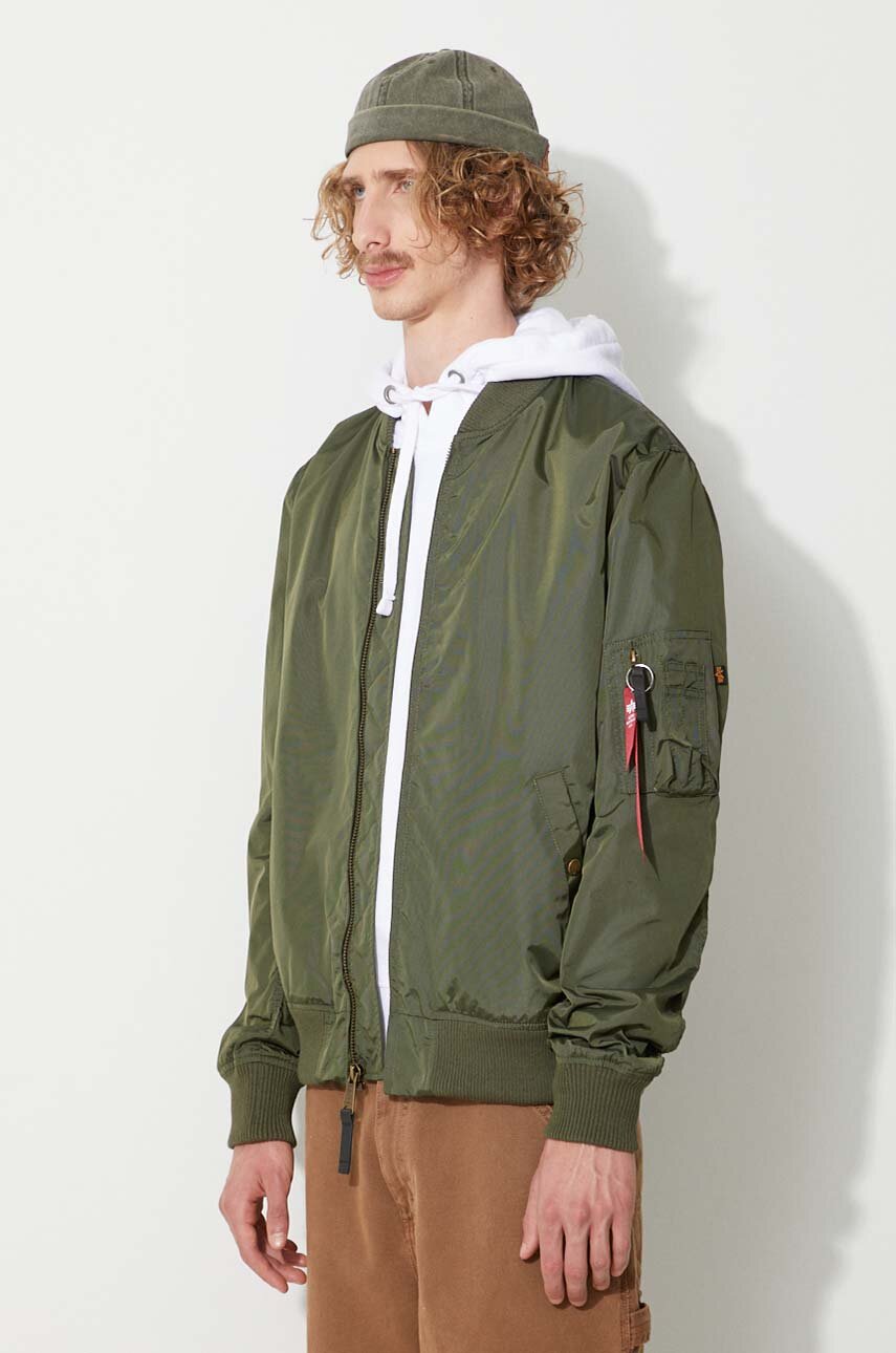 zöld Alpha Industries bomber dzseki