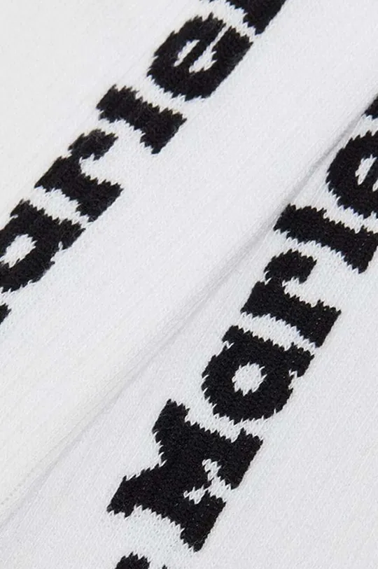 Носки Dr. Martens Skarpety Dr. Martens Vertical Logo Sock AD018100  70% Хлопок, 16% Полиамид, 8% Полиэстер, 5% Эластоден (натуральный каучук), 1% Эластан