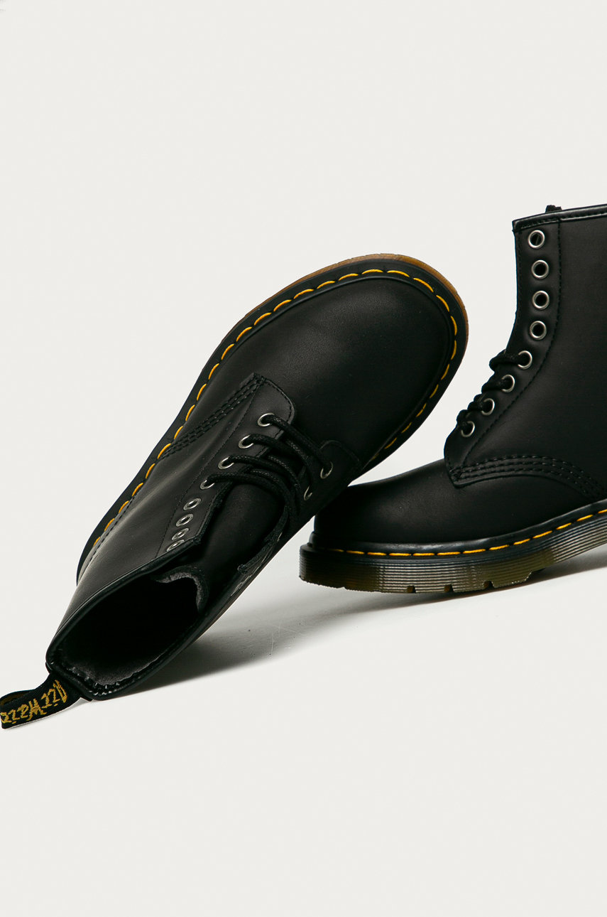 černá Dr. Martens - Kožené farmářky 1460