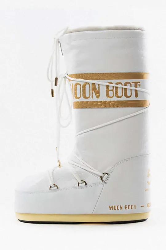 white Moon Boot leather snow boots