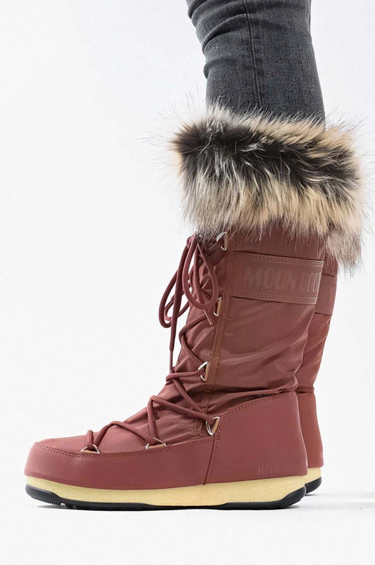 Moon Boot snow boots orange