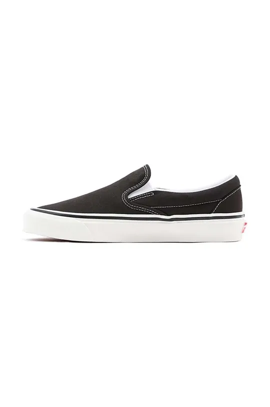 Vans plimsolls UA Classic Slip-On  Uppers: Textile material Inside: Textile material Outsole: Synthetic material
