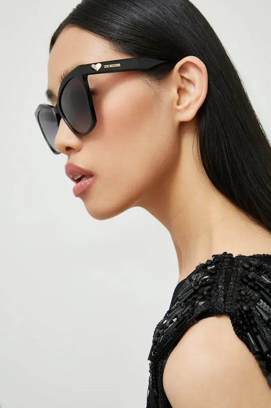 чорний Сонцезахисні окуляри Love Moschino Жіночий