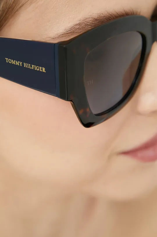 Γυαλιά ηλίου Tommy Hilfiger καφέ