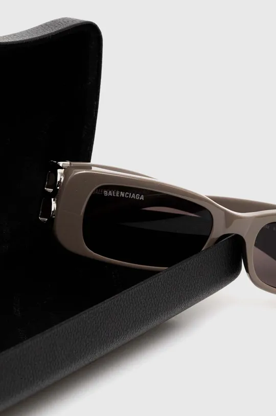 Солнцезащитные очки Balenciaga BB0096S Женский