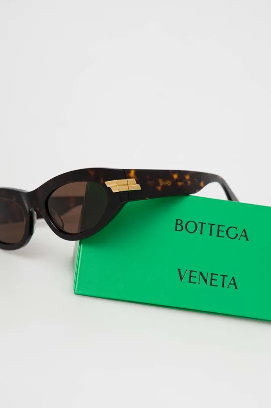 barna Bottega Veneta napszemüveg