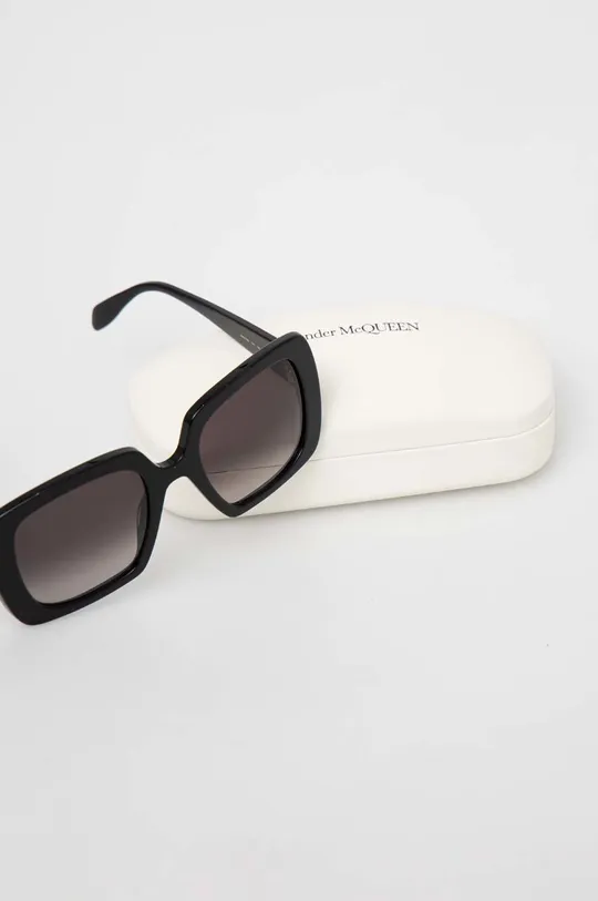 Солнцезащитные очки Alexander McQueen AM0378S Женский