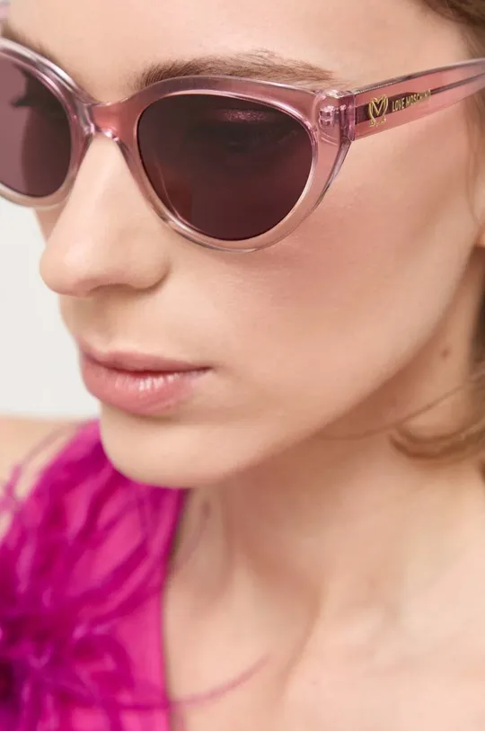 Сонцезахисні окуляри Love Moschino
